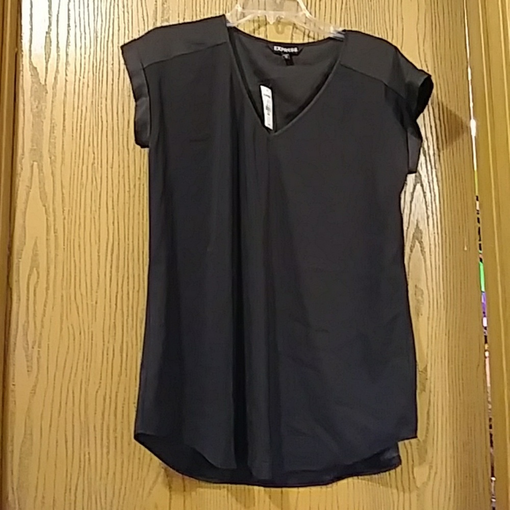Tonight only!! Express top